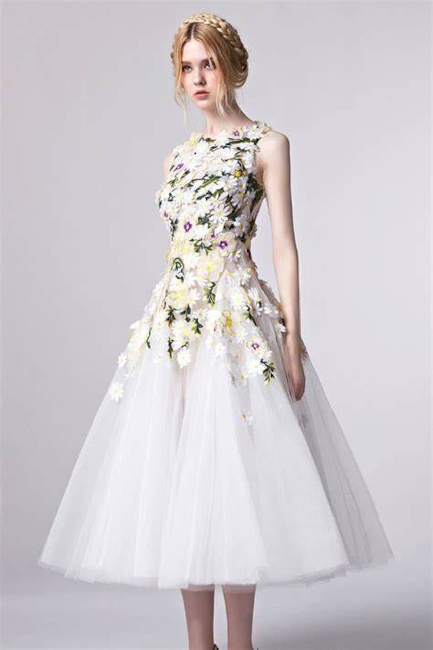 AMI Paris DRESSES White