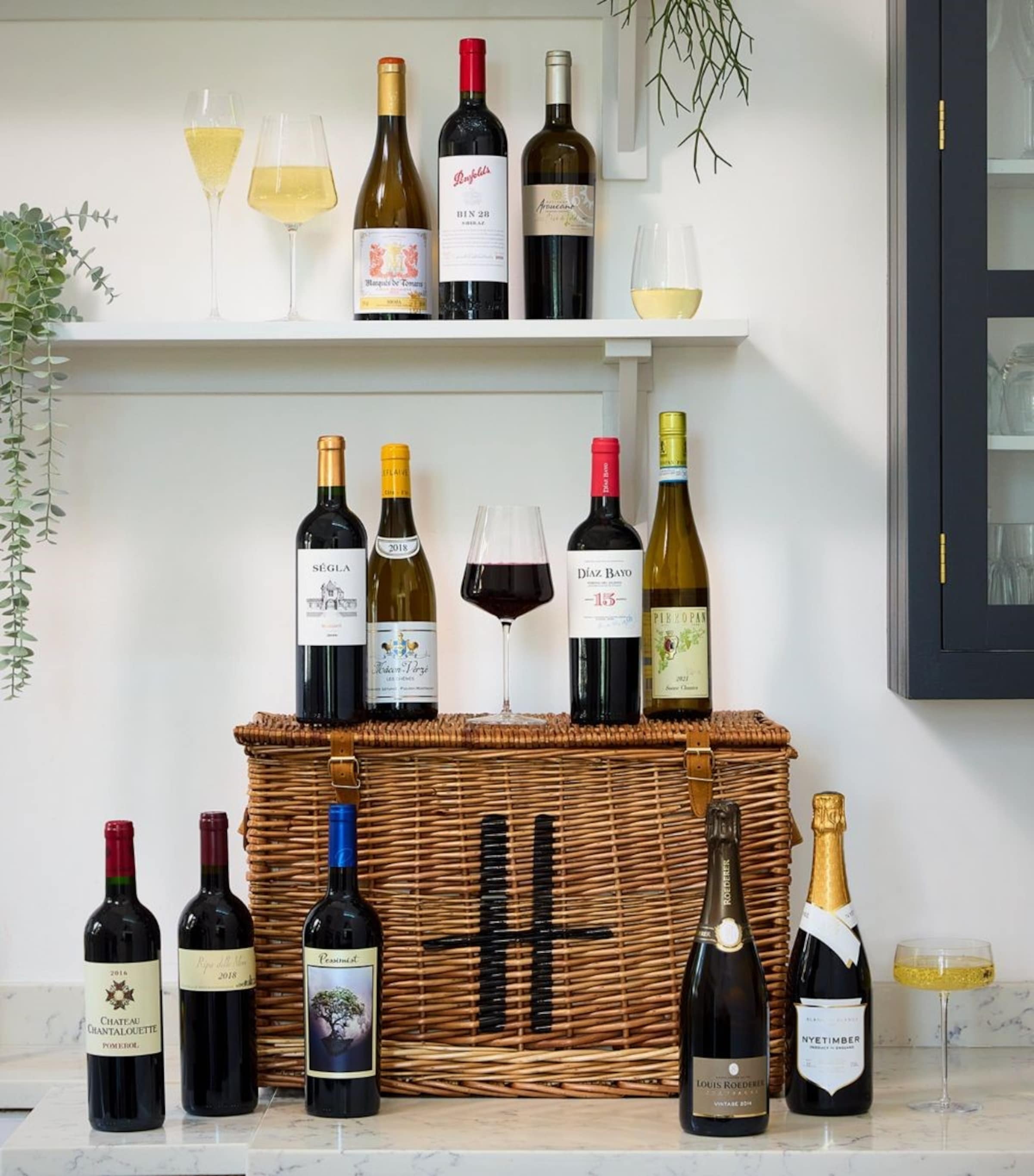 Harrods HRDS X WINE EXPLORERS HAMPER DR